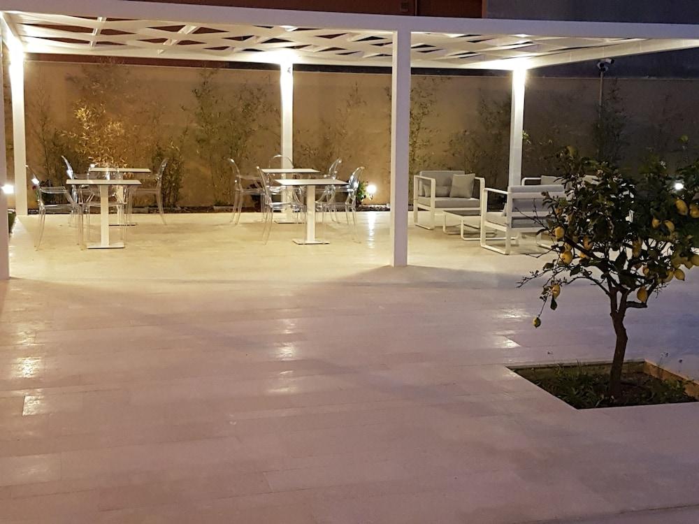 Netum Hotel Νότο Εξωτερικό φωτογραφία